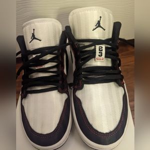 NIB  Nike Jordans!